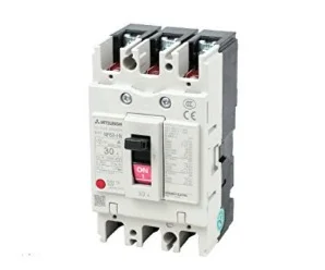 NF63-SV 3P 32A artiklikood: ME_254748, nimetus: NF63-SV 3P 32A, kirjeldus: MCCB kaitselüliti 3 poolust. Ir = 32 A
Icu = Ics = 7,5 kA @ AC 440 VAC